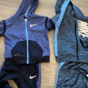 Set of 2 Nike track suits